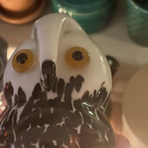 Glass Owl paper weight/figurine